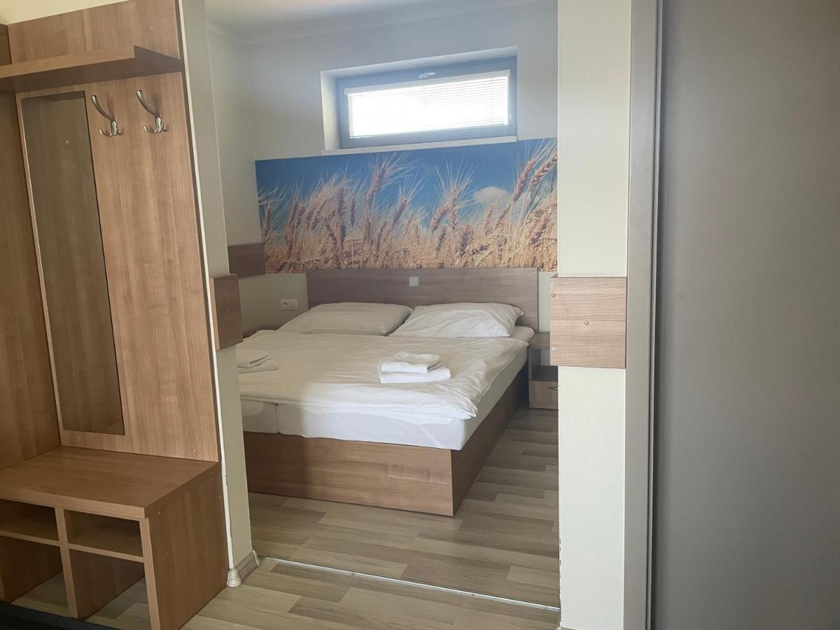 Apartmány Vera Besenova Exterior foto