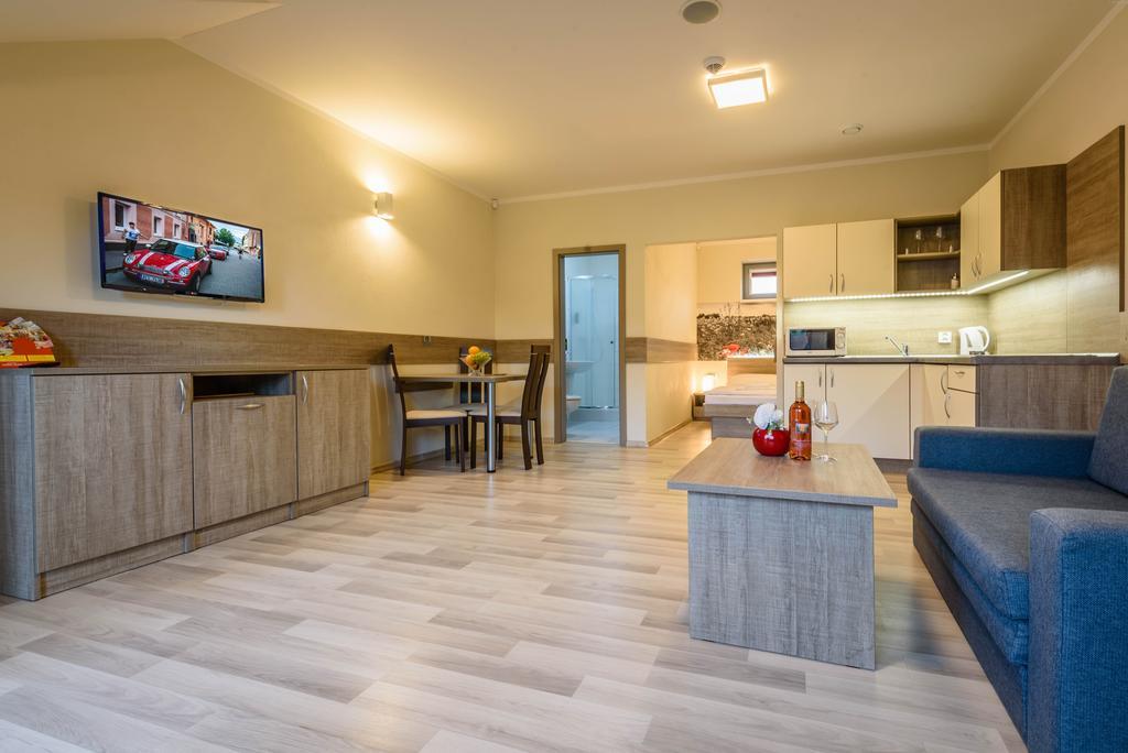 Apartmány Vera Besenova Exterior foto