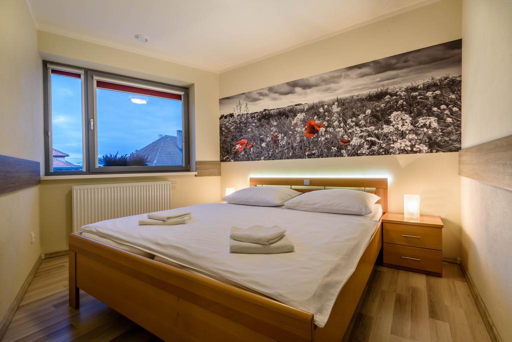Apartmány Vera Besenova Exterior foto